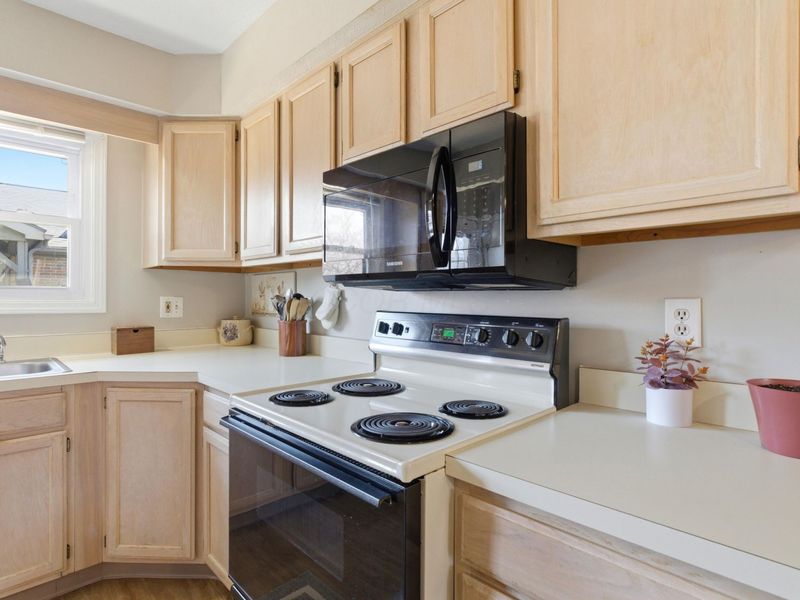 5801 Thada Lane, Columbus, OH 43229 Photo 10