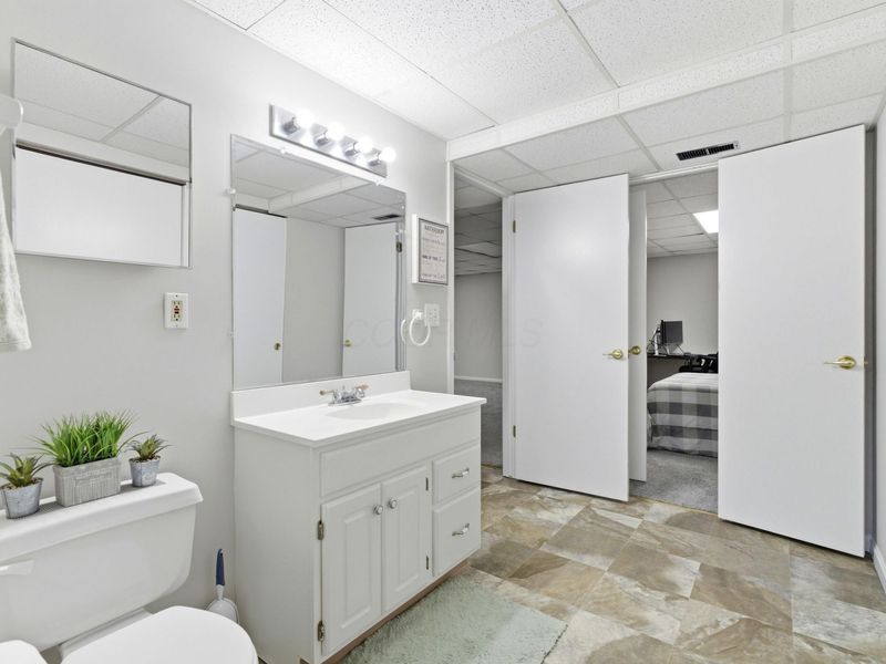 5801 Thada Lane, Columbus, OH 43229 Photo 26