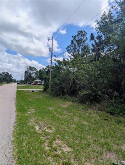 2805 53rd St Sw, Lehigh Acres, FL 33976 Photo