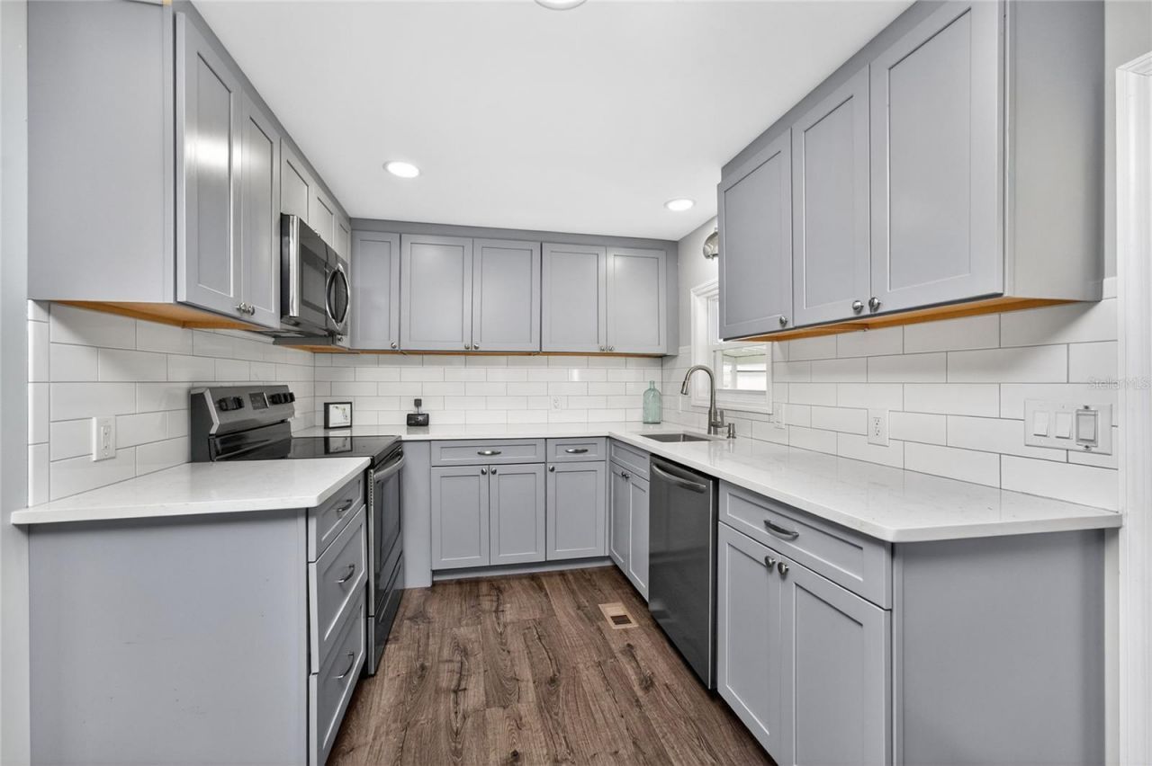 258 Via De Luna , Englewood, FL 34224 Photo