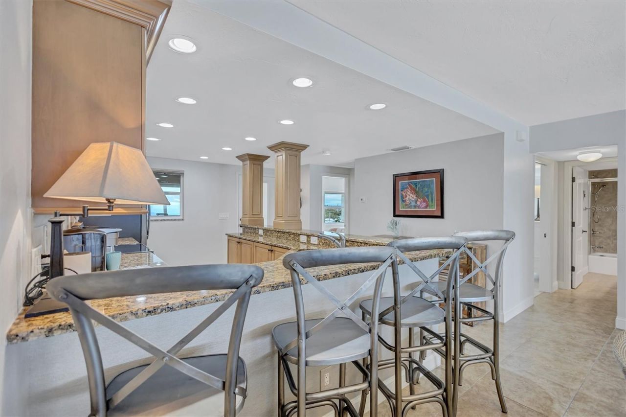 6140 Midnight Pass Road , Unit 501, Sarasota, FL 34242 Photo