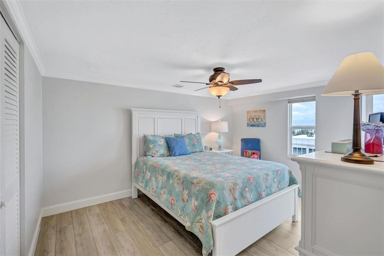 6140 Midnight Pass Road , Unit 501, Sarasota, FL 34242 Photo