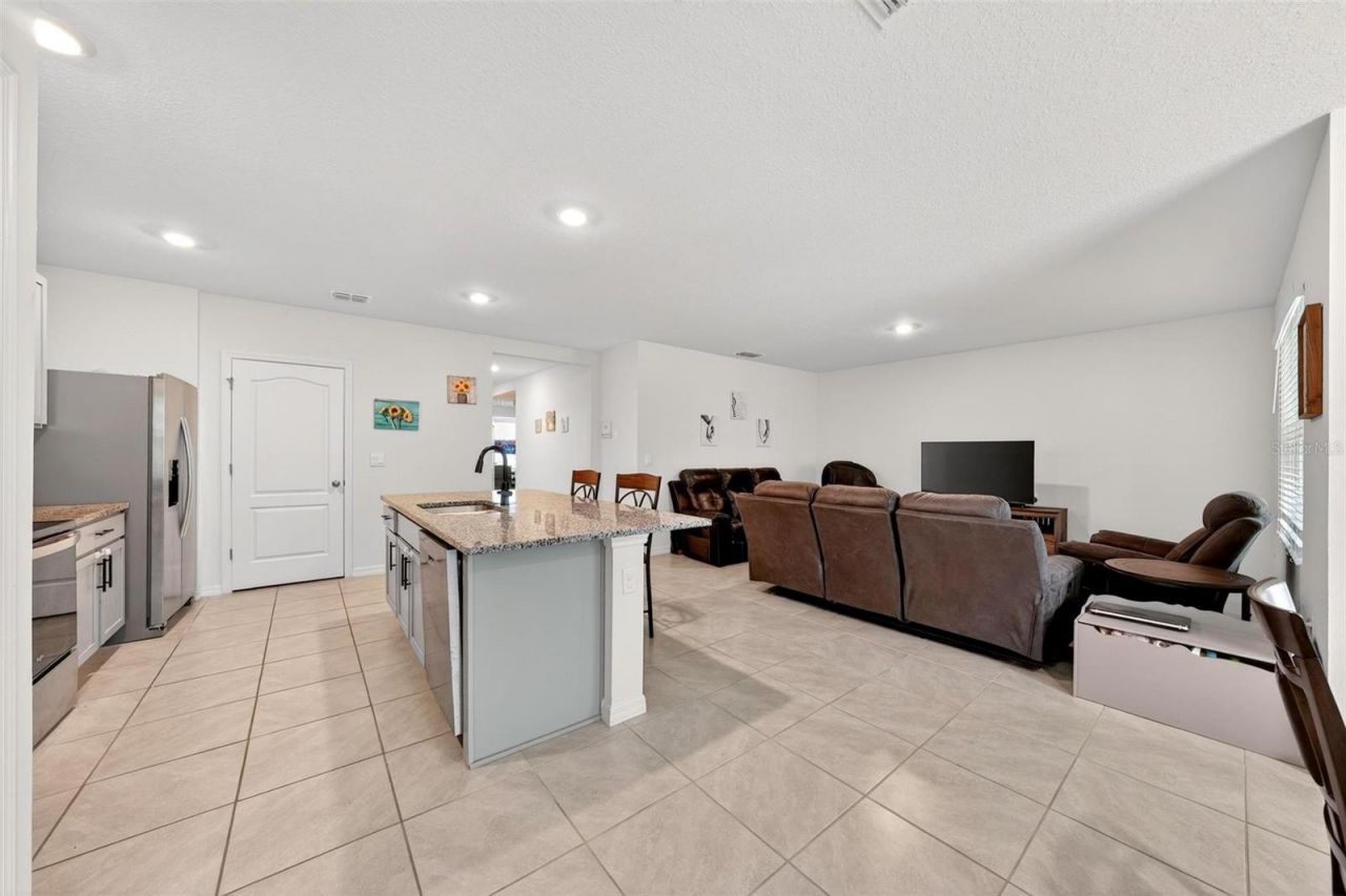 3007 Staten Drive, Deltona, FL 32738 Photo