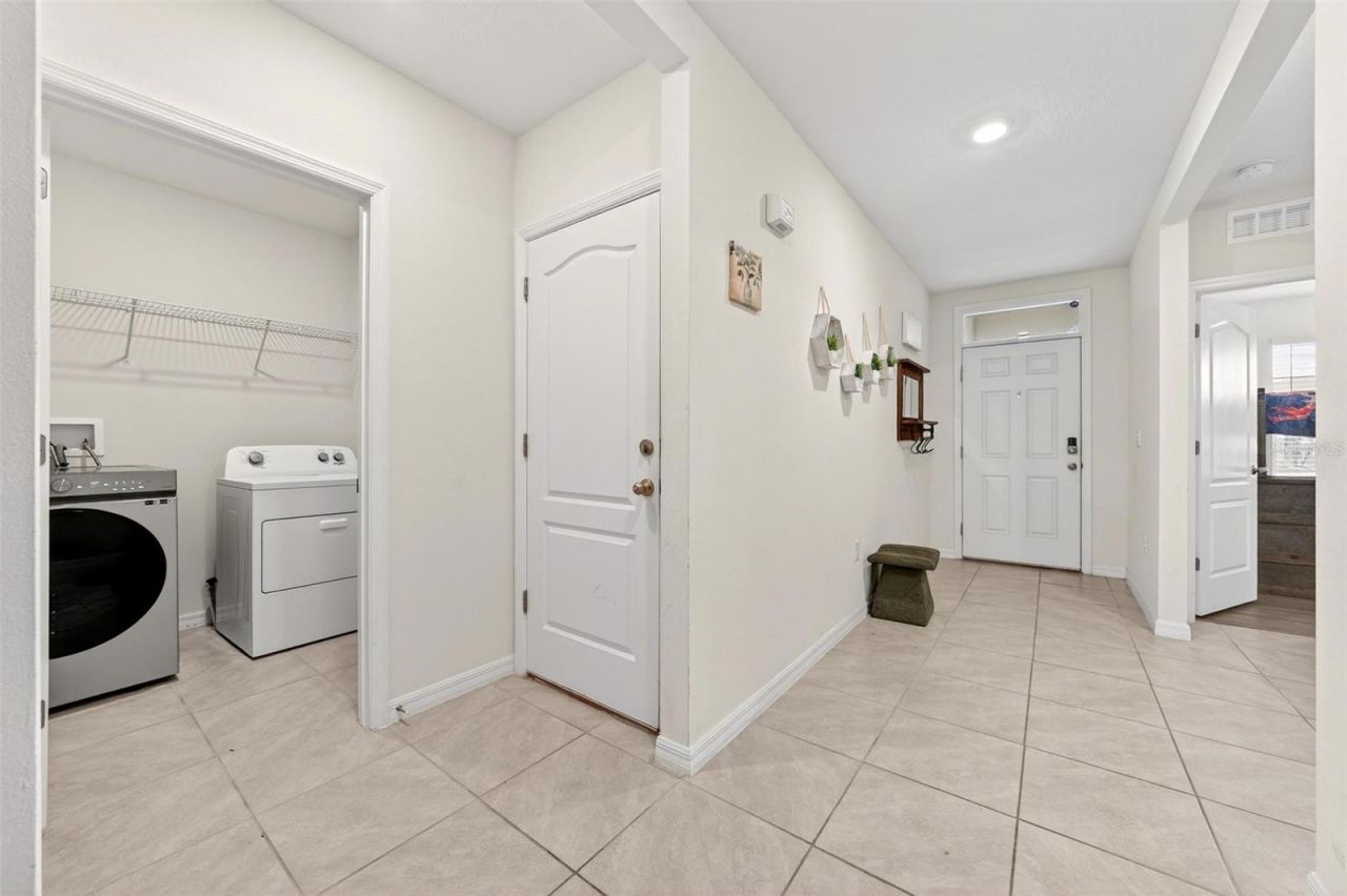 3007 Staten Drive, Deltona, FL 32738 Photo