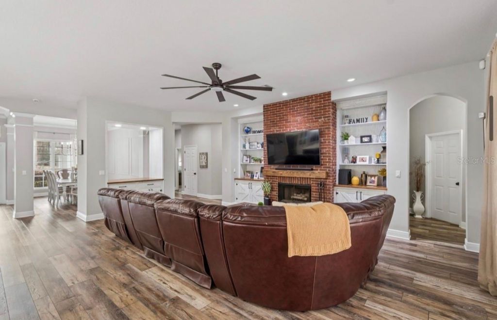 19127 Centre Rose Boulevard , Lutz, FL 33558 Photo