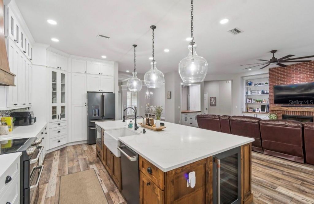 19127 Centre Rose Boulevard , Lutz, FL 33558 Photo