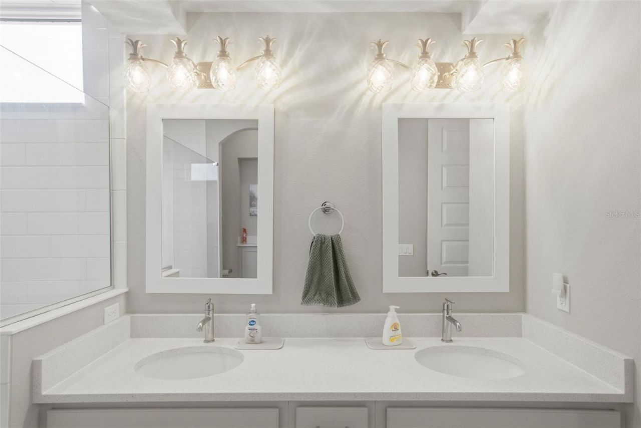 1724 Lake Reserve Drive, Deland, FL 32724 Photo