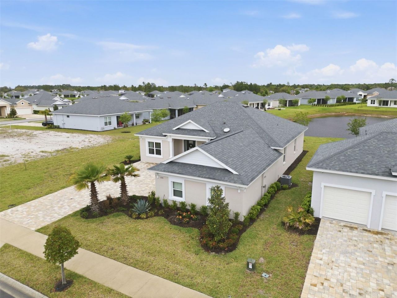 1724 Lake Reserve Drive, Deland, FL 32724 Photo