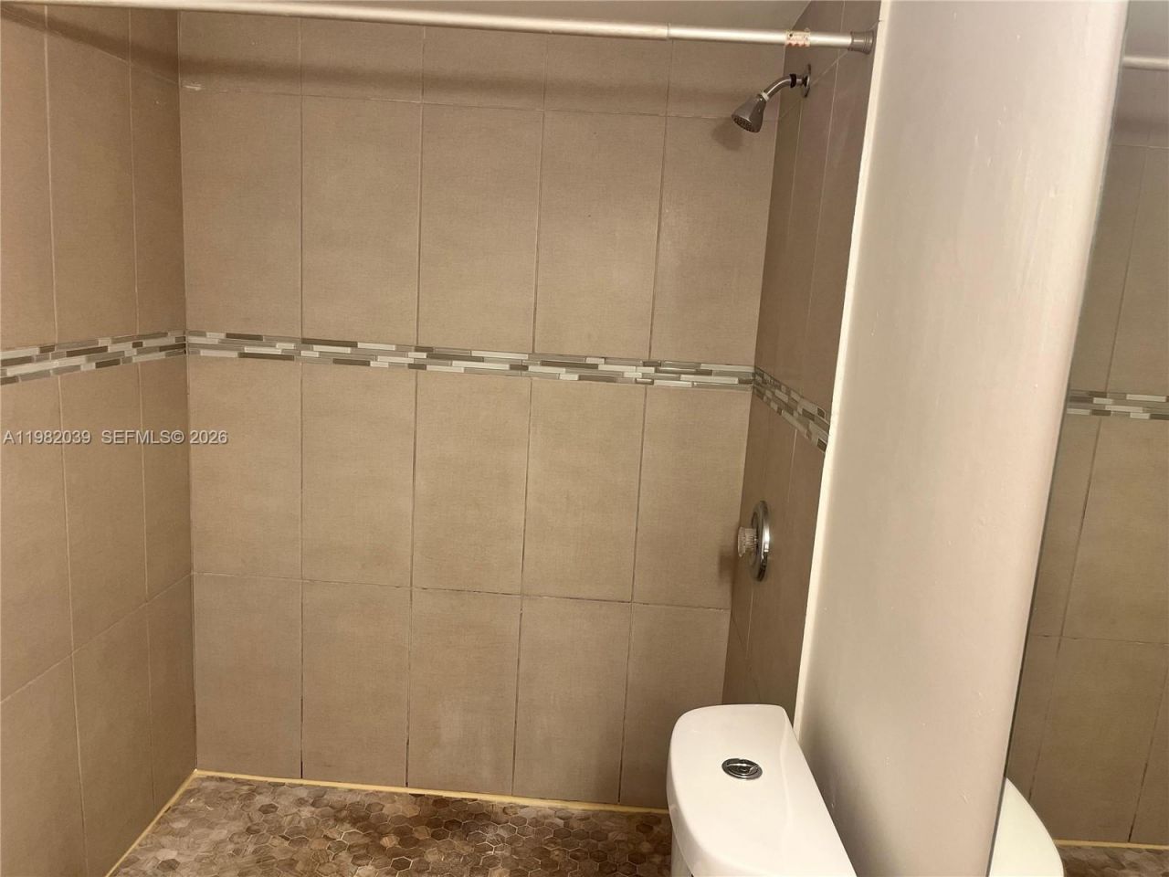 200 W Palm Cir W, Unit 107, Pembroke Pines, FL 33025 Photo