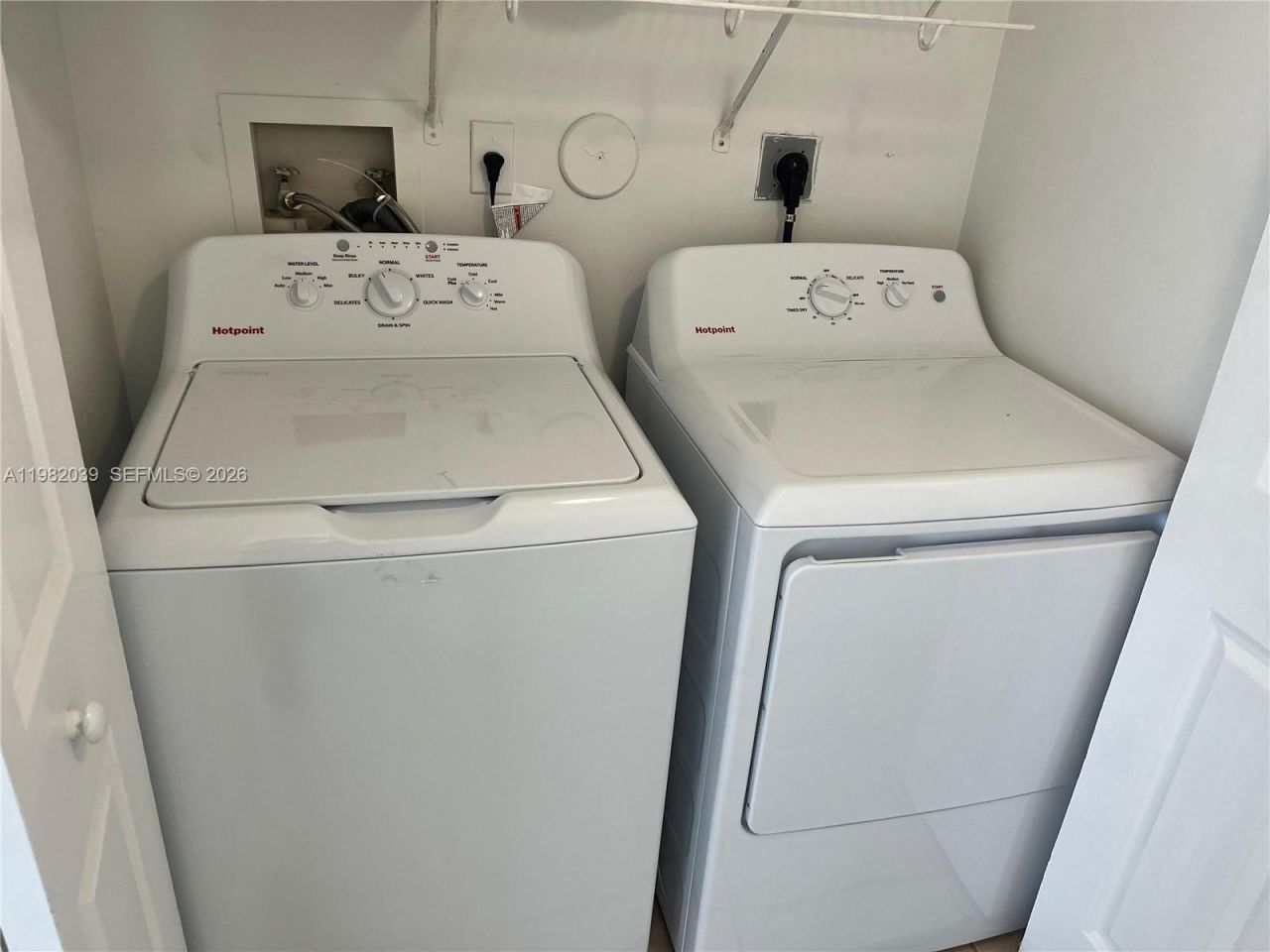 200 W Palm Cir W, Unit 107, Pembroke Pines, FL 33025 Photo