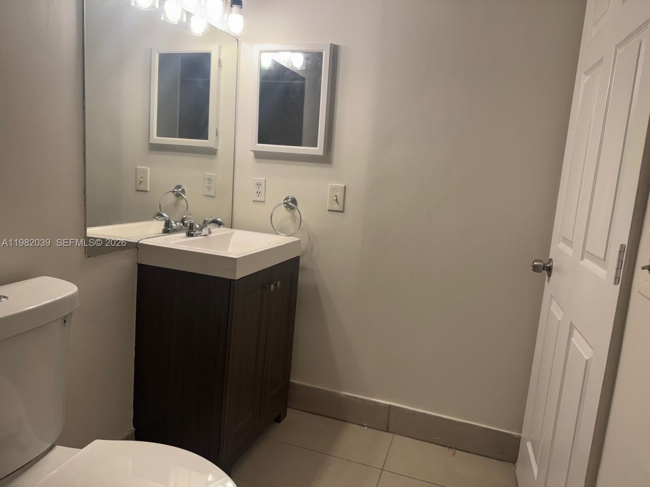200 W Palm Cir W, Unit 107, Pembroke Pines, FL 33025 Photo