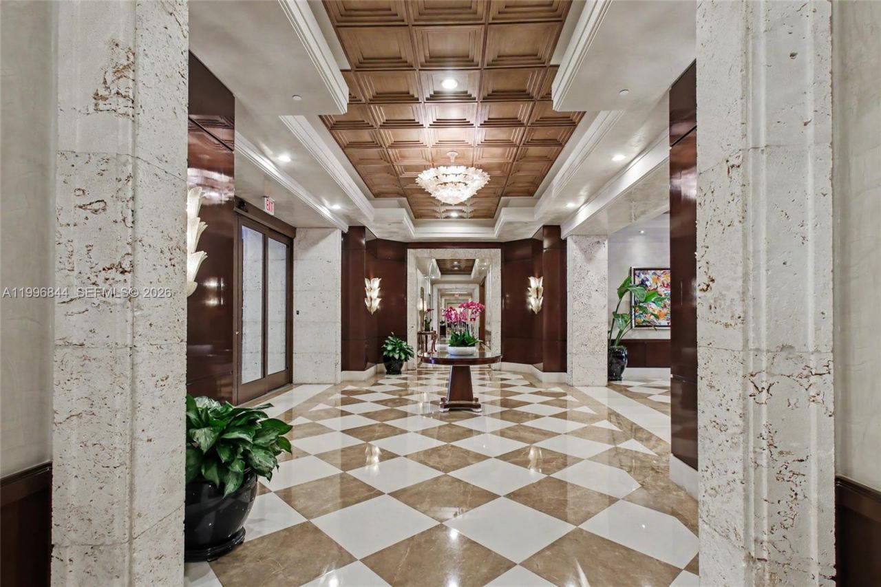 60 Edgewater Dr, Unit 3G, Coral Gables, FL 33133 Photo