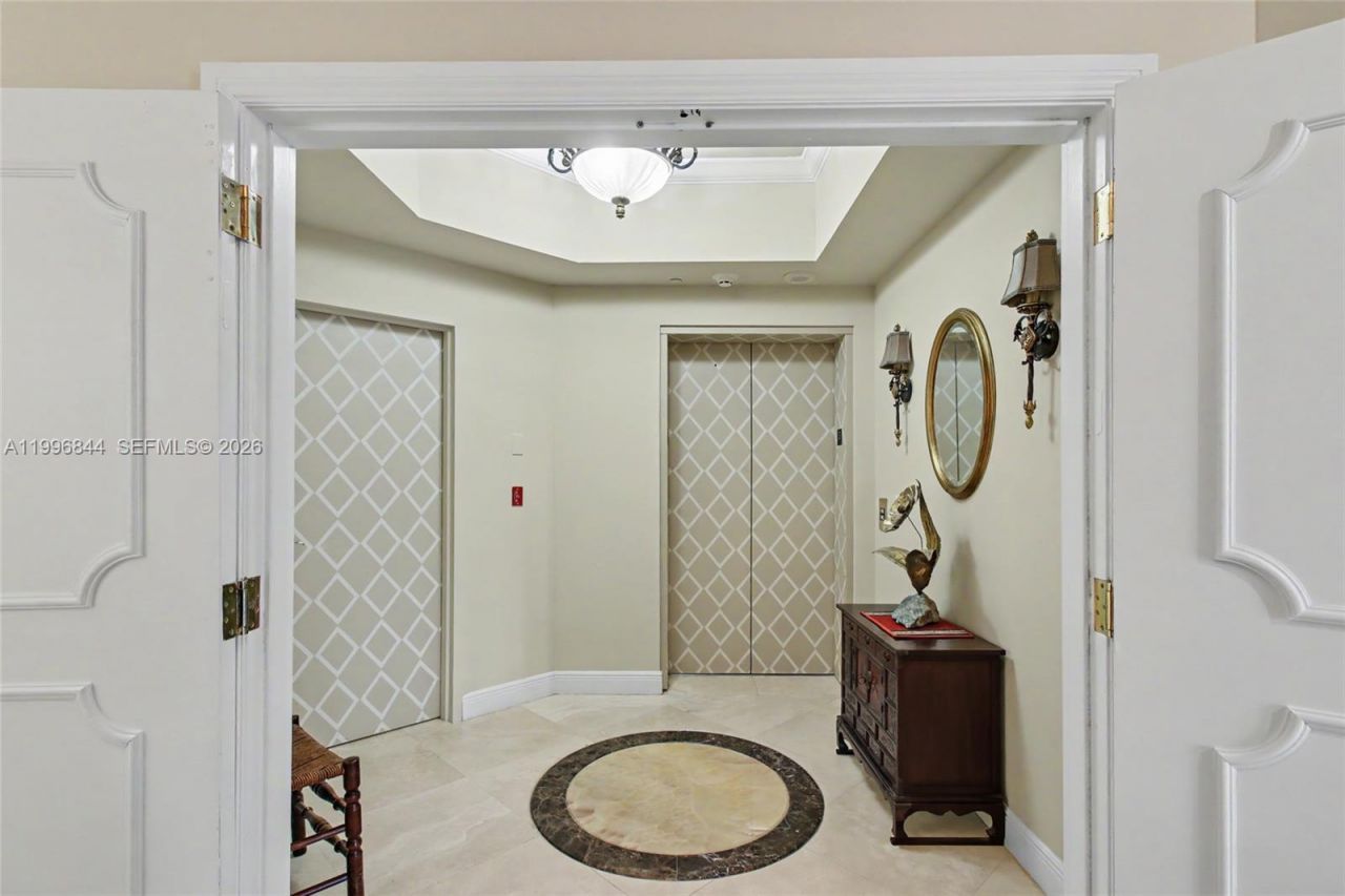 60 Edgewater Dr, Unit 3G, Coral Gables, FL 33133 Photo