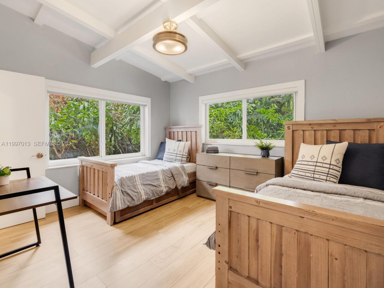 11932 NE 8th Avenue, Biscayne Park, FL 33161 Photo