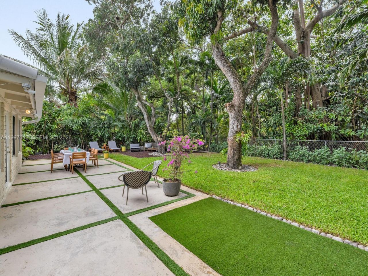 11932 NE 8th Avenue, Biscayne Park, FL 33161 Photo