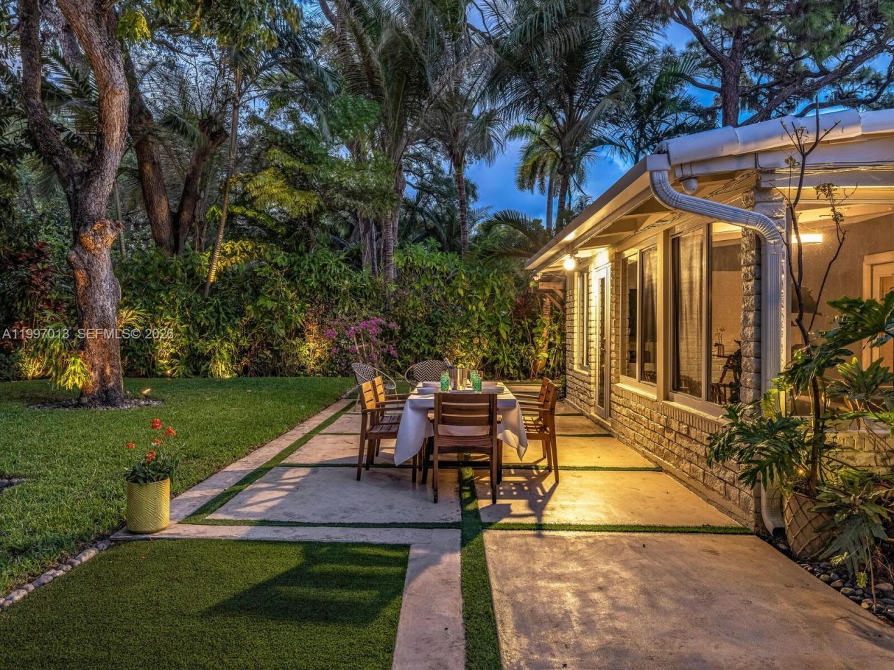 11932 NE 8th Avenue, Biscayne Park, FL 33161 Photo