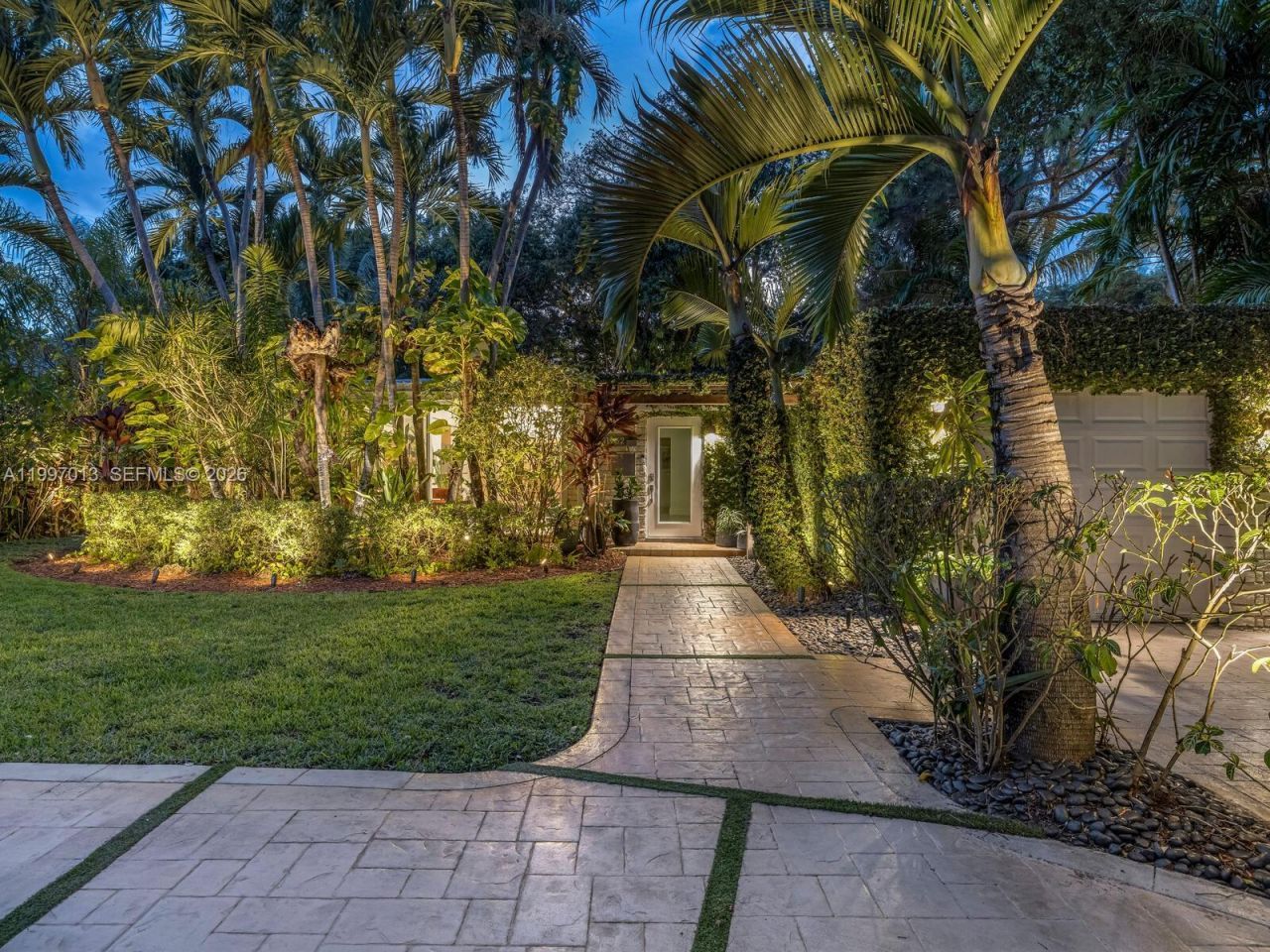 11932 NE 8th Avenue, Biscayne Park, FL 33161 Photo