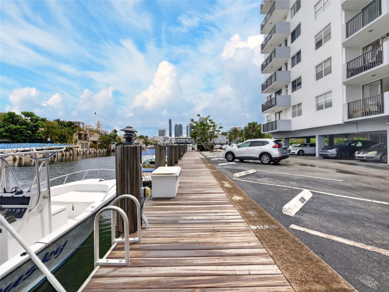 3703 NE 166th St , Unit 302, North Miami Beach, FL 33160 Photo