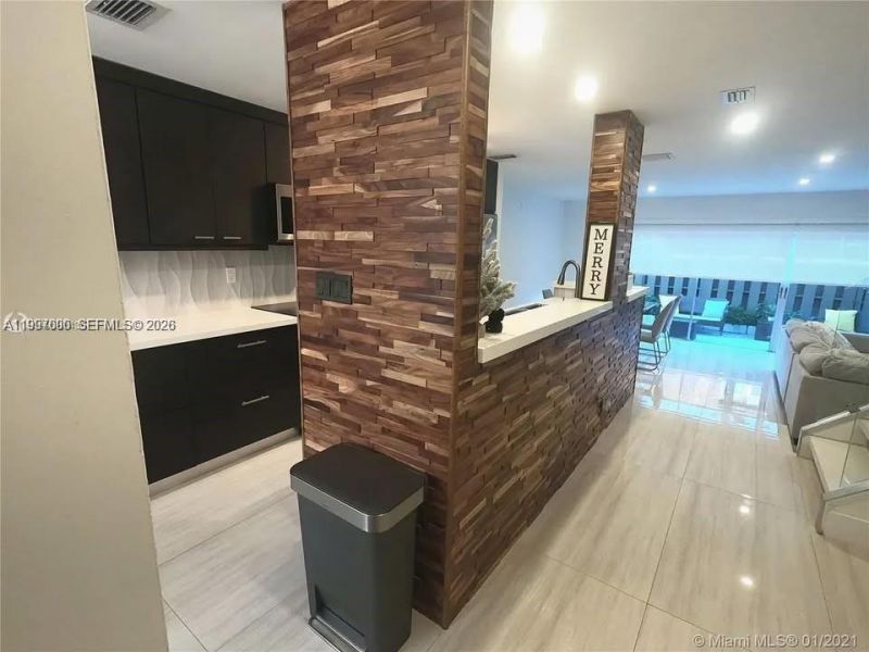 8243 NW 8th Ct , Unit 1, Plantation, FL 33324 Photo