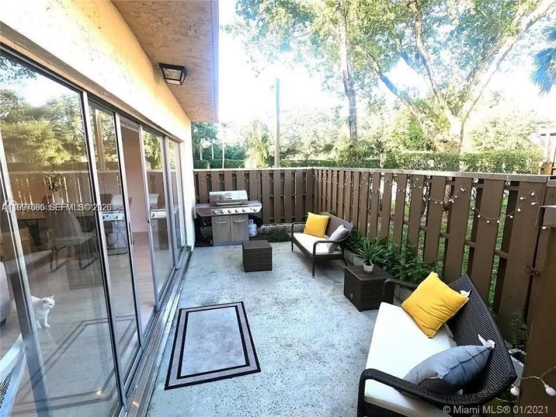 8243 NW 8th Ct , Unit 1, Plantation, FL 33324 Photo