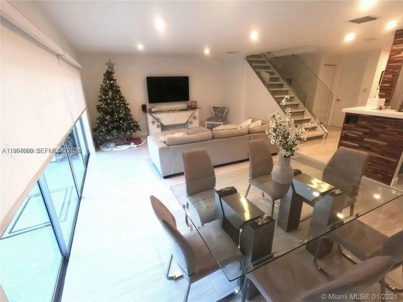 8243 NW 8th Ct , Unit 1, Plantation, FL 33324 Photo