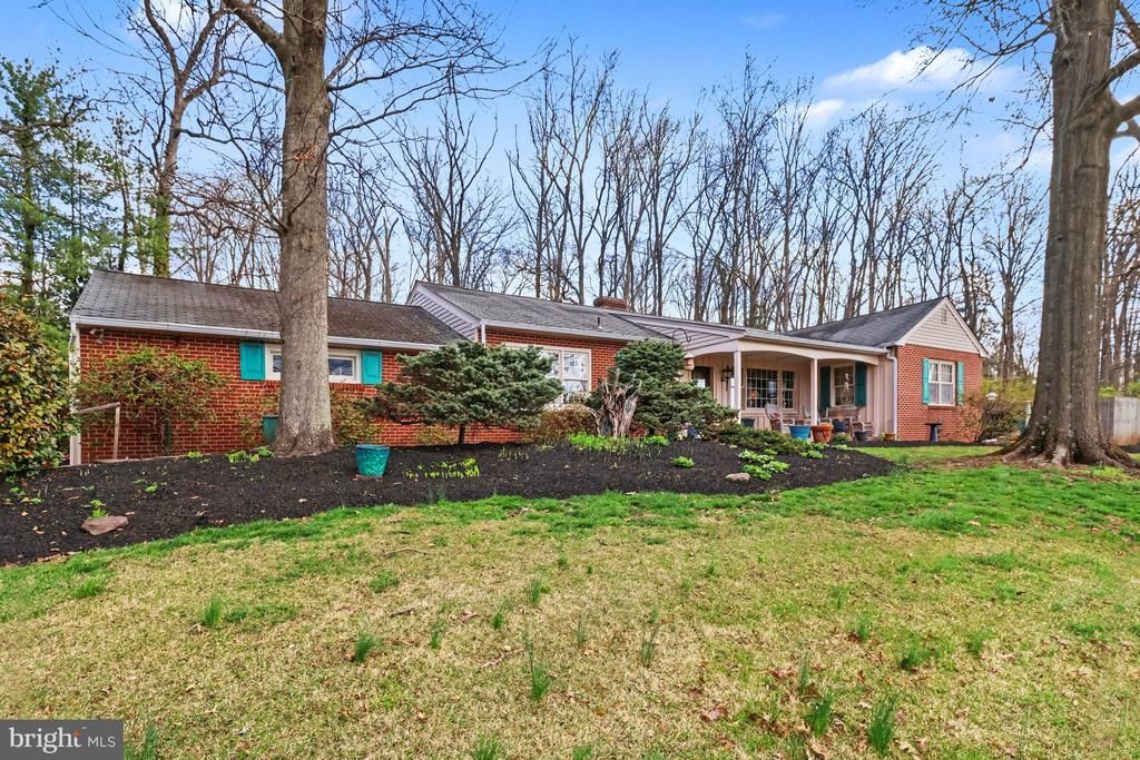 463 SMOKEPIPE ROAD Souderton, PA 18964