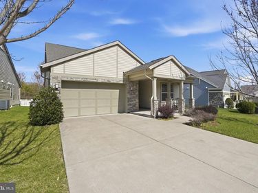 104 GROSBEAK COURT, LAKE FREDERICK, VA 22630