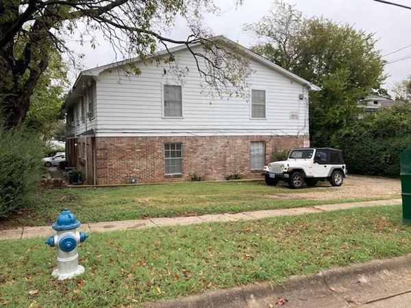 618 W Sycamore Street, Denton, TX 76201