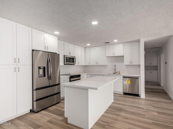 526 S OXBOW Drive, Wickenburg, AZ 85390