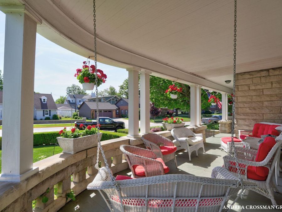 Property Image 100