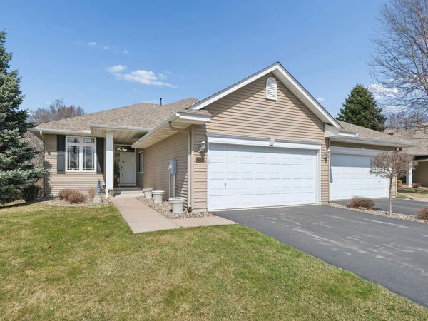 2331 Glacier Way , Hastings, MN 55033