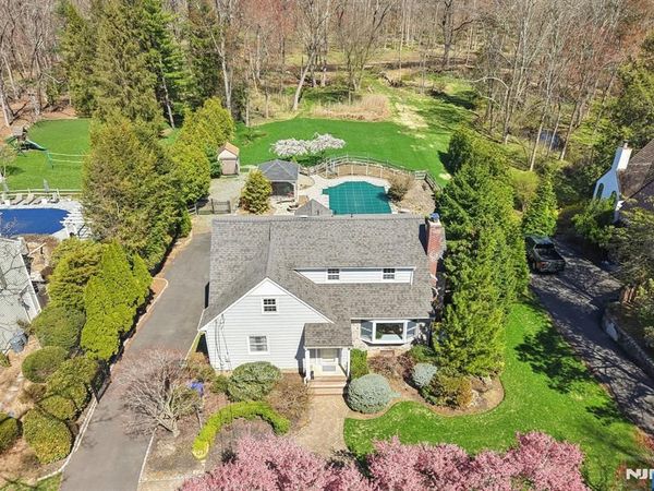 777 W Saddle River Road, Ho-Ho-Kus, NJ 07423