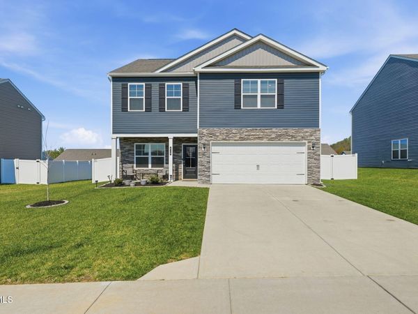816 Magnolia Ridge Drive, Blountville, TN 37617