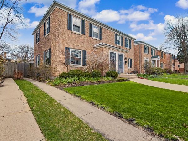 1623 Madison Street , Evanston, IL 60202