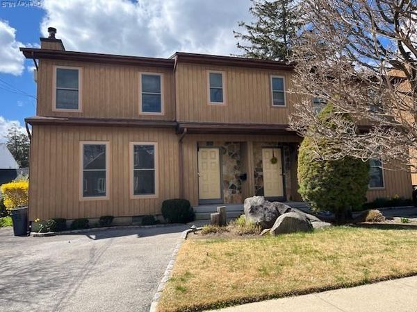 25 Norwood Road , Unit Left, Port Washington, NY 11050