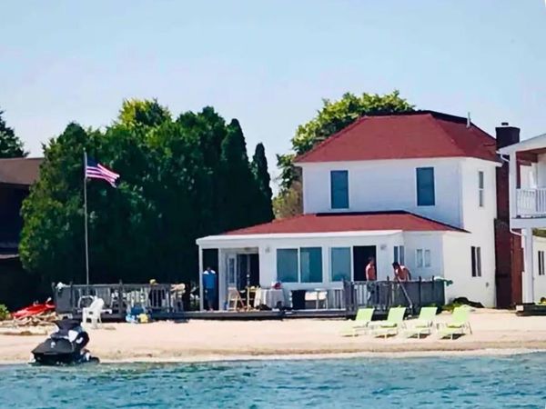 2898 Edgemere Drive, Call Listing Agent, NY 14612