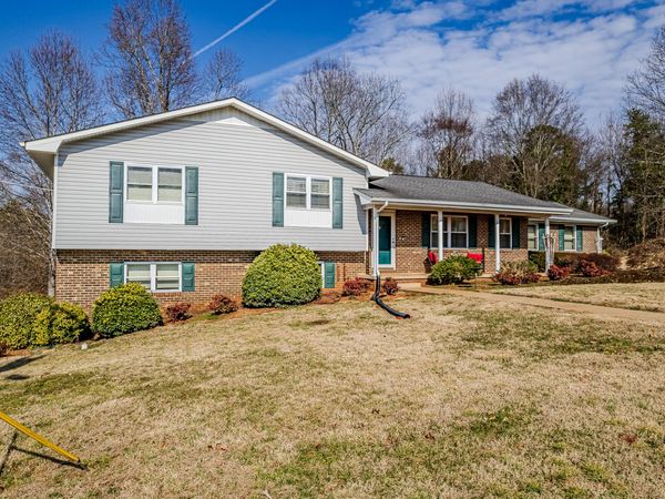 1107 Brentwood Drive , Etowah, TN 37331
