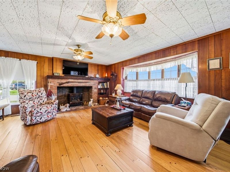 25301 Wolf Road, Bay Village, OH 44140 Photo 11