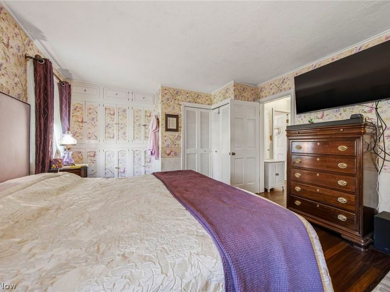 25301 Wolf Road, Bay Village, OH 44140 Photo 20