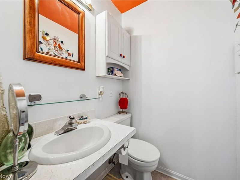 25301 Wolf Road, Bay Village, OH 44140 Photo 23