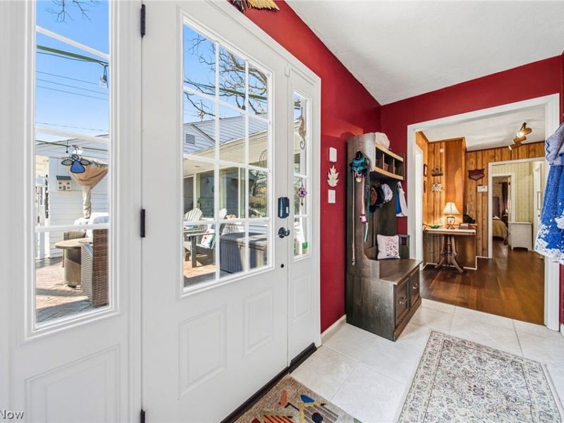 25301 Wolf Road, Bay Village, OH 44140 Photo 27