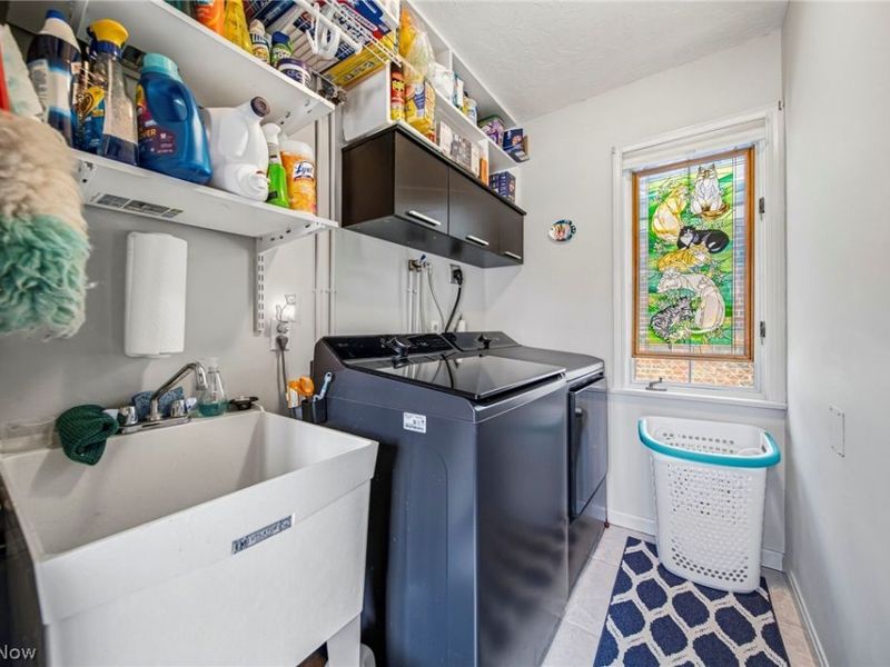 25301 Wolf Road, Bay Village, OH 44140 Photo 28