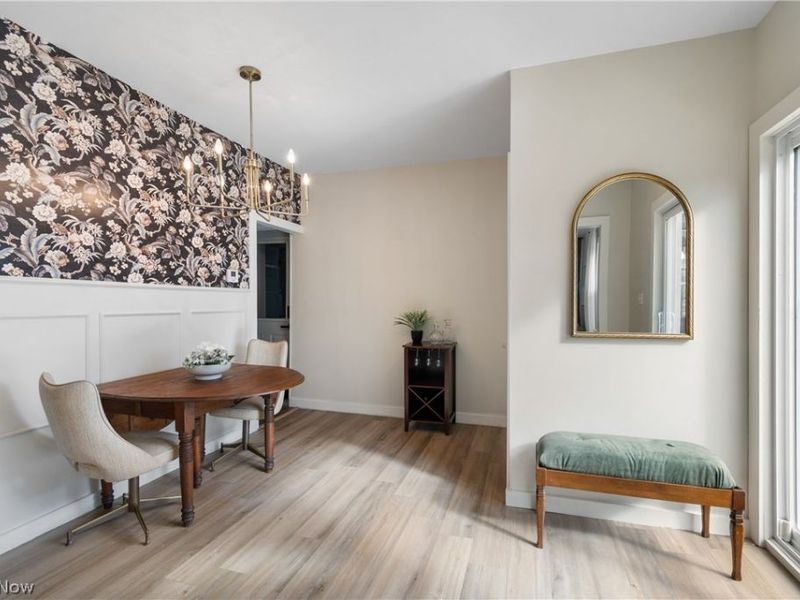 425 Myrtle Avenue , Cuyahoga Falls, OH 44221 Photo 4