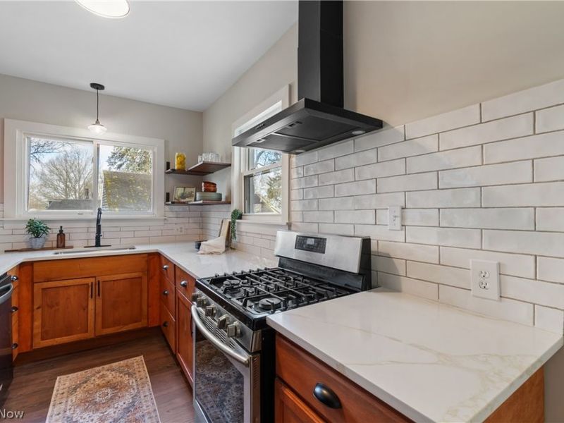 425 Myrtle Avenue , Cuyahoga Falls, OH 44221 Photo 9