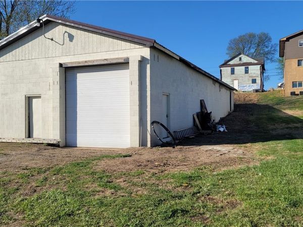 510 1/2 23rd Street, Vienna, WV 26105