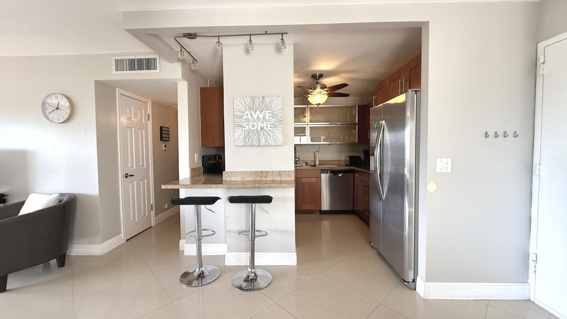 401 Golden Isles Drive, Unit 409, Hallandale Beach, FL 33009 Photo