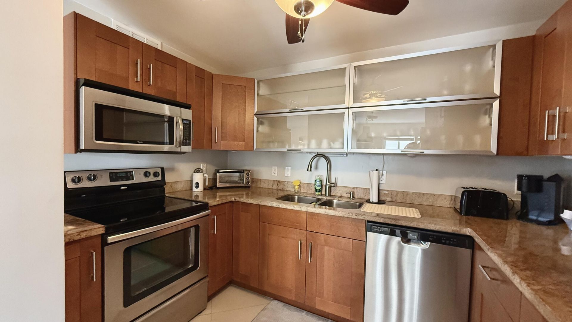 401 Golden Isles Drive, Unit 409, Hallandale Beach, FL 33009 Photo