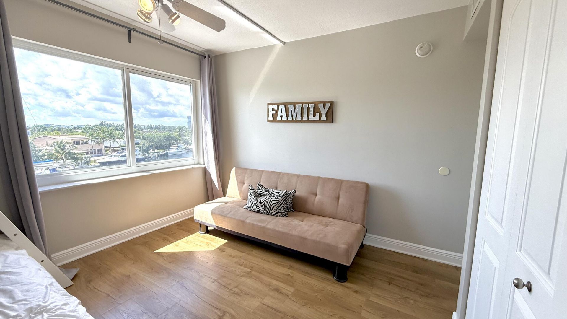 401 Golden Isles Drive, Unit 409, Hallandale Beach, FL 33009 Photo