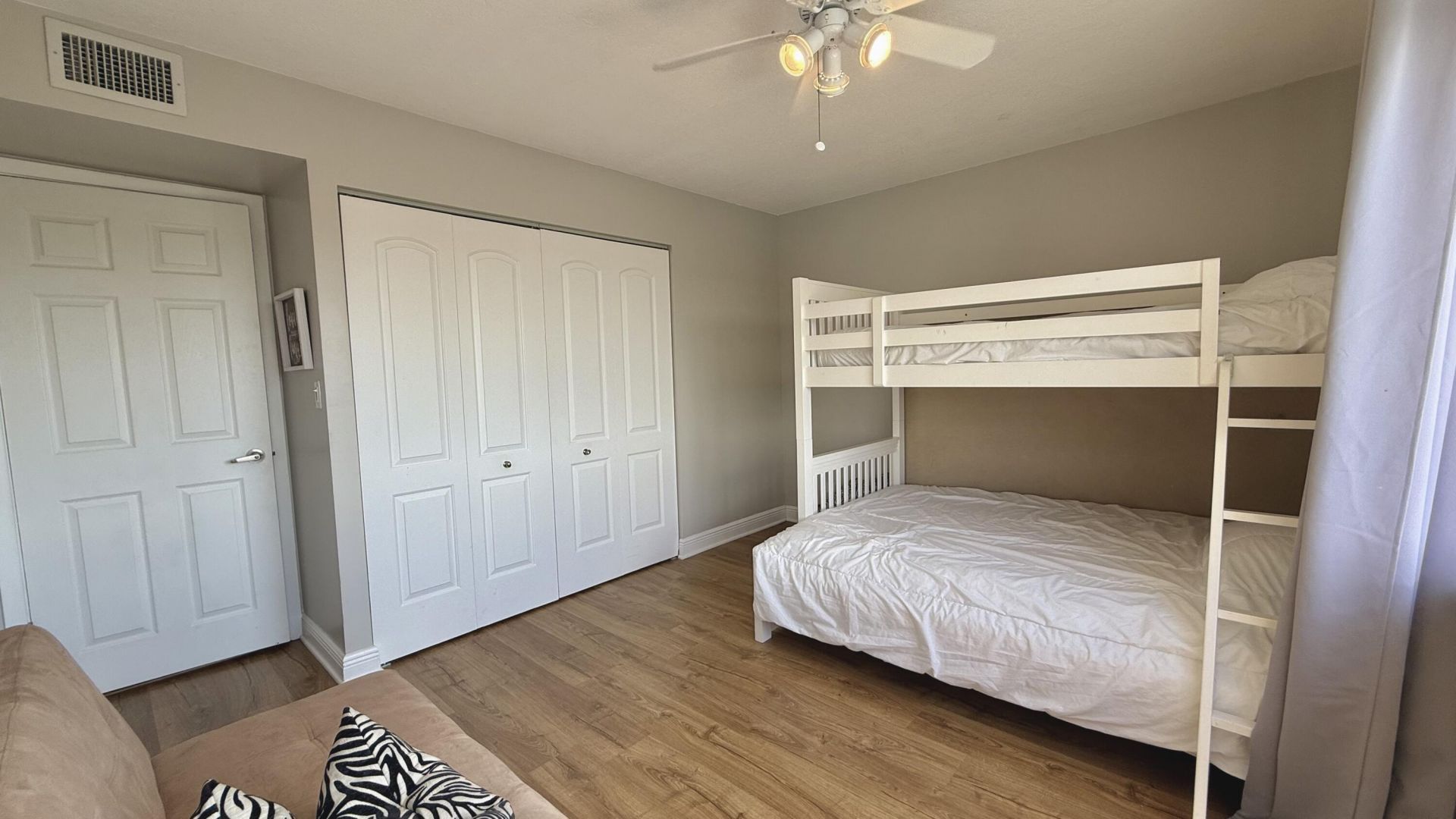 401 Golden Isles Drive, Unit 409, Hallandale Beach, FL 33009 Photo