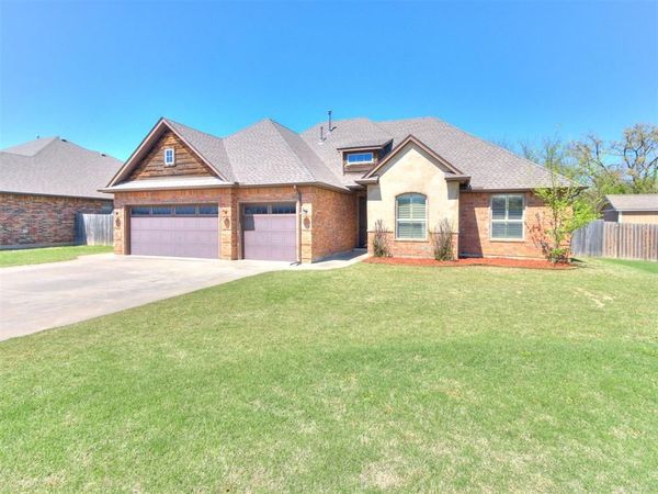 10915 Sara Court, Midwest City, OK 73130